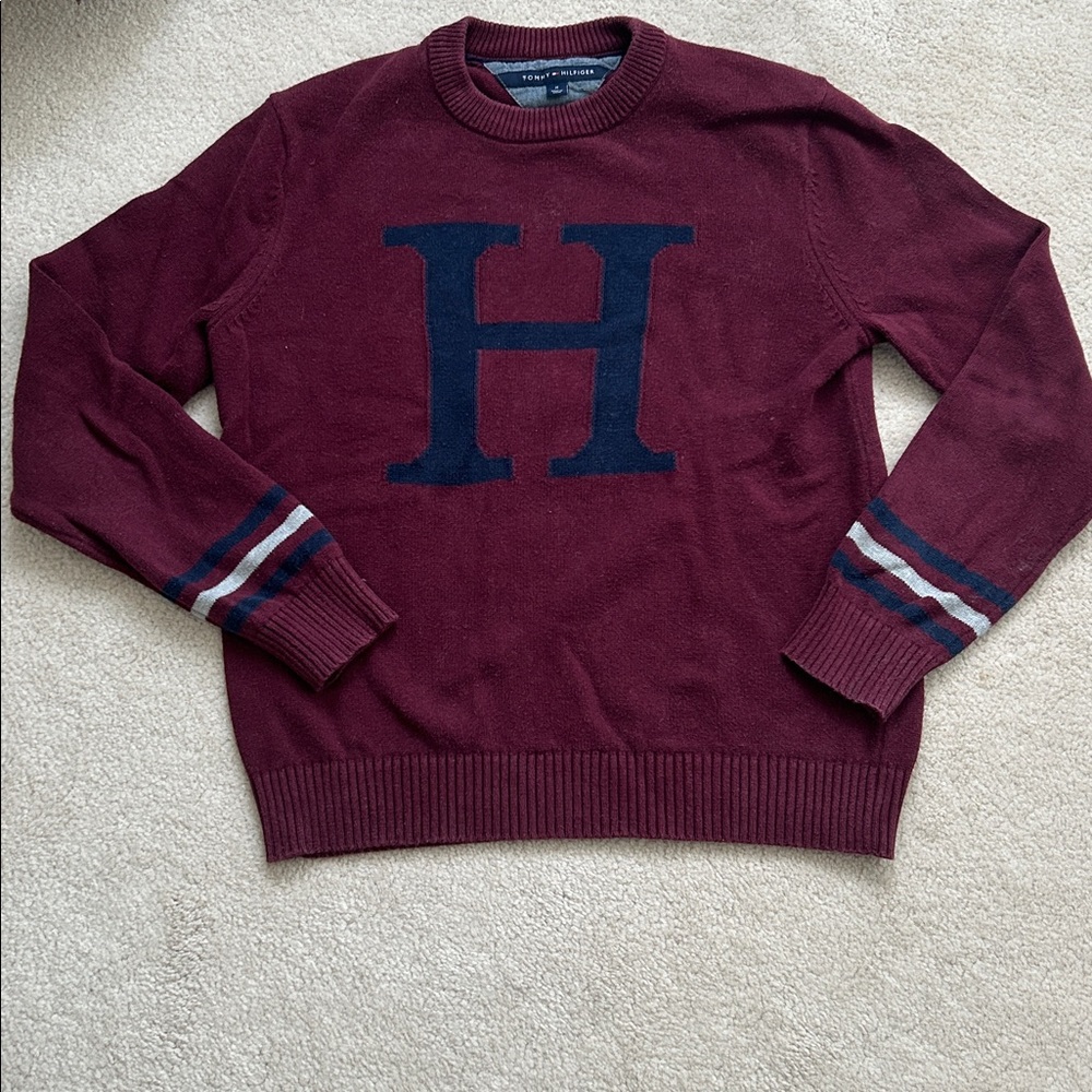 Tommy Hilfiger Burgundy “H” Logo Knit Sweater – Size M